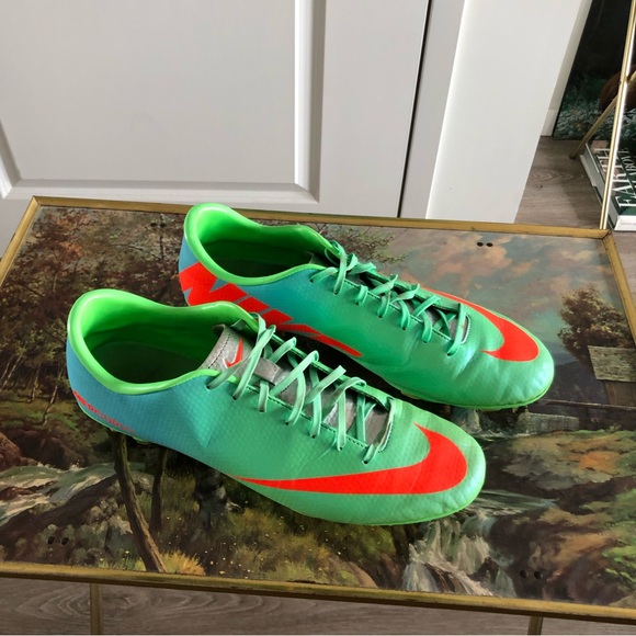 Nike mercurial victory iv green Outdoor Soccer Cleats - Picture 4 of 7